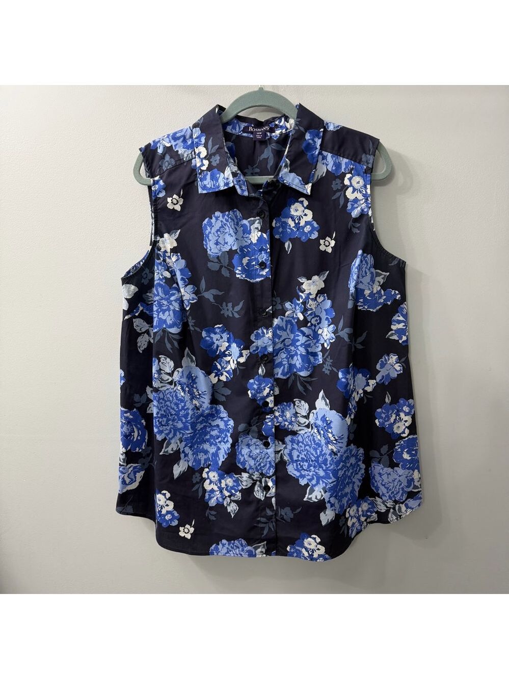 Worthington Sleeveless Blue Floral Button-Front Blouse